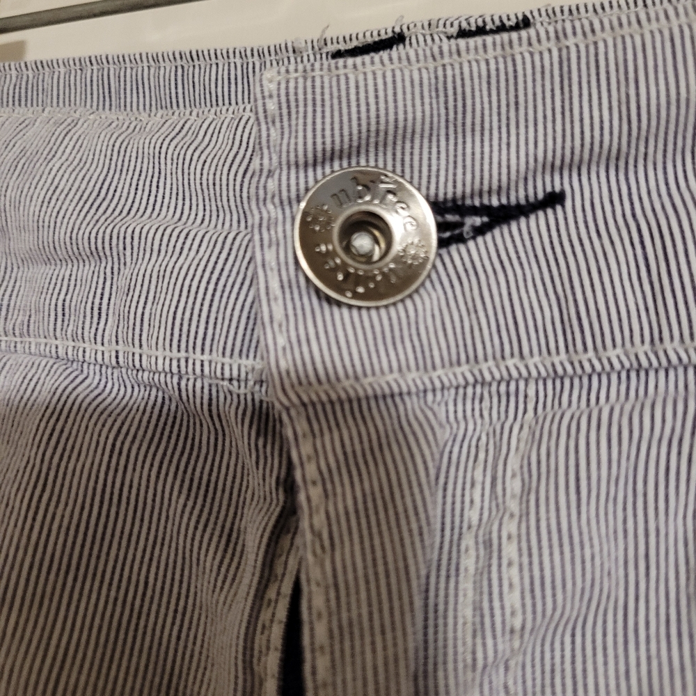 Women's Ubfree shorts, size 11, demin stripes - Picture 3 of 10